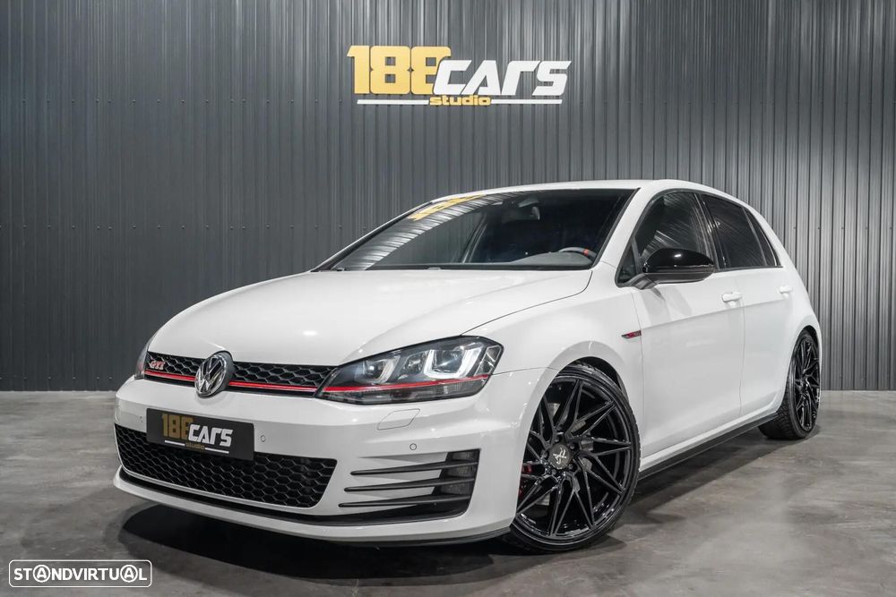 VW Golf GTI Performance BlueMotion DSG - 32