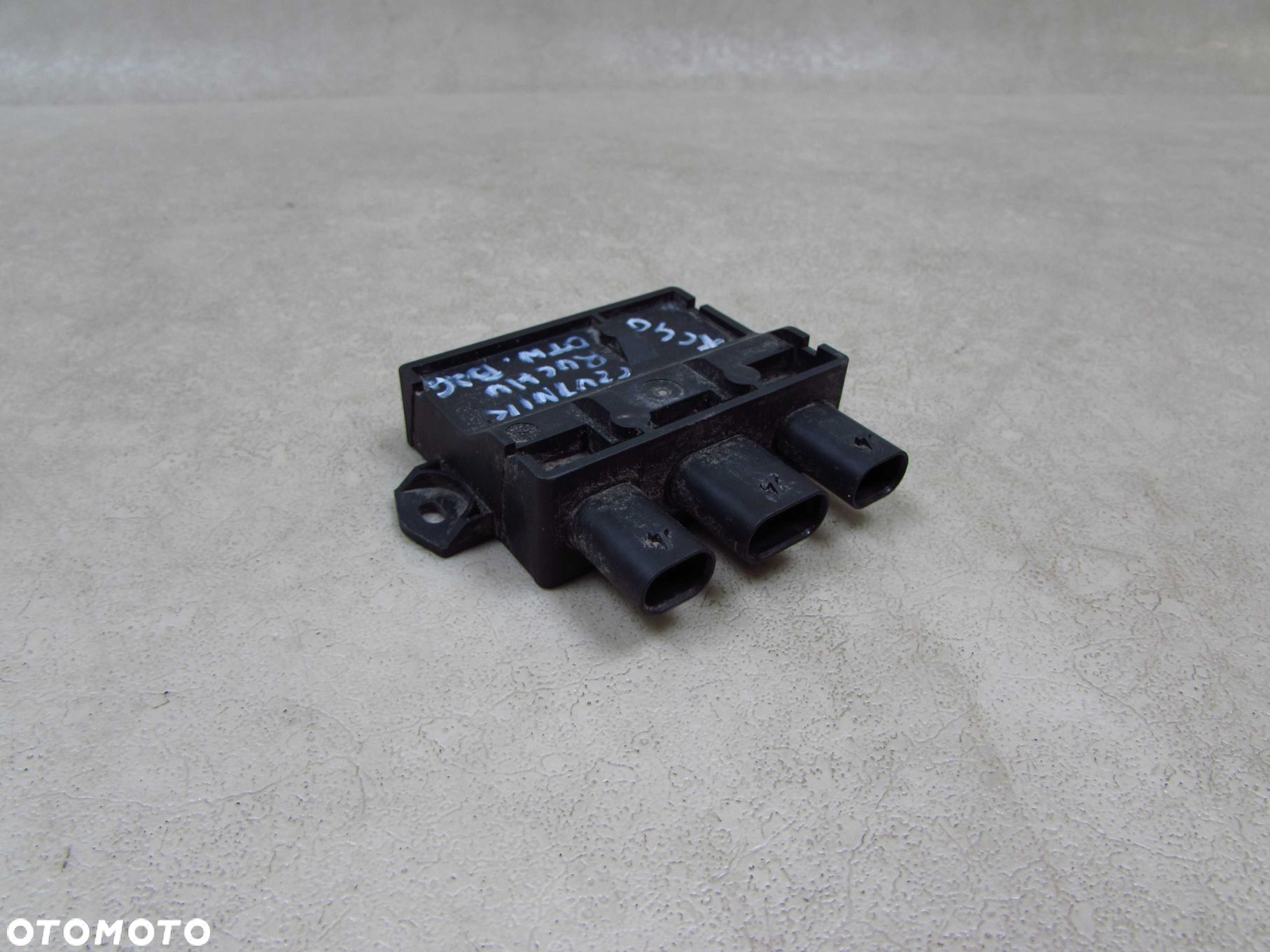 VOLVO S60 III V60 II XC40 XC60 II XC90 II S90 V90 17-21 CZUJNIK OTWIERANIA KLAPY NOGA 32137251 - 1