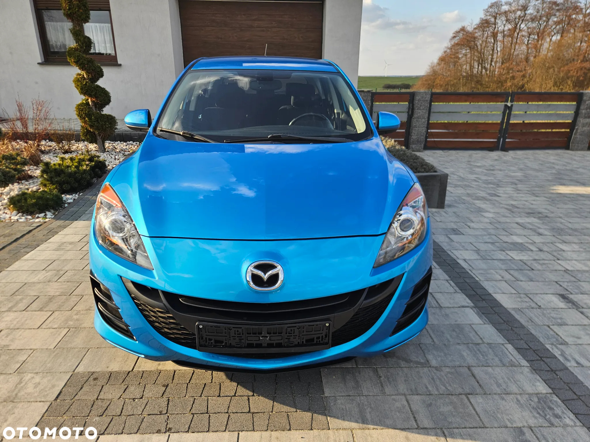 Mazda 3 1.6 Active + - 11
