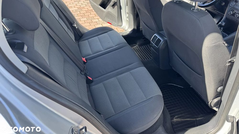 Volkswagen Golf 1.6 Edition - 28