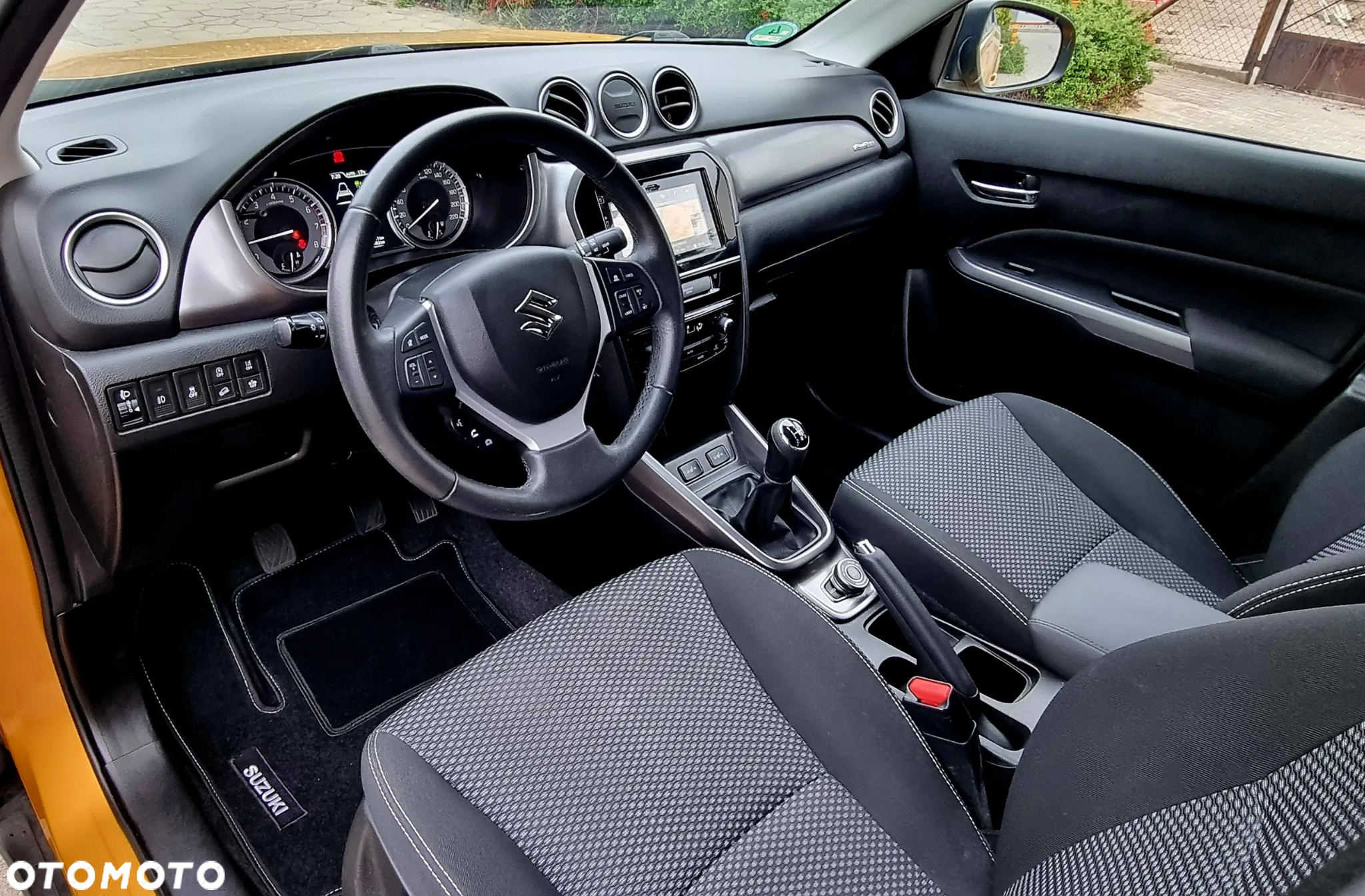 Suzuki Vitara 1.0 Boosterjet Allgrip Comfort - 9