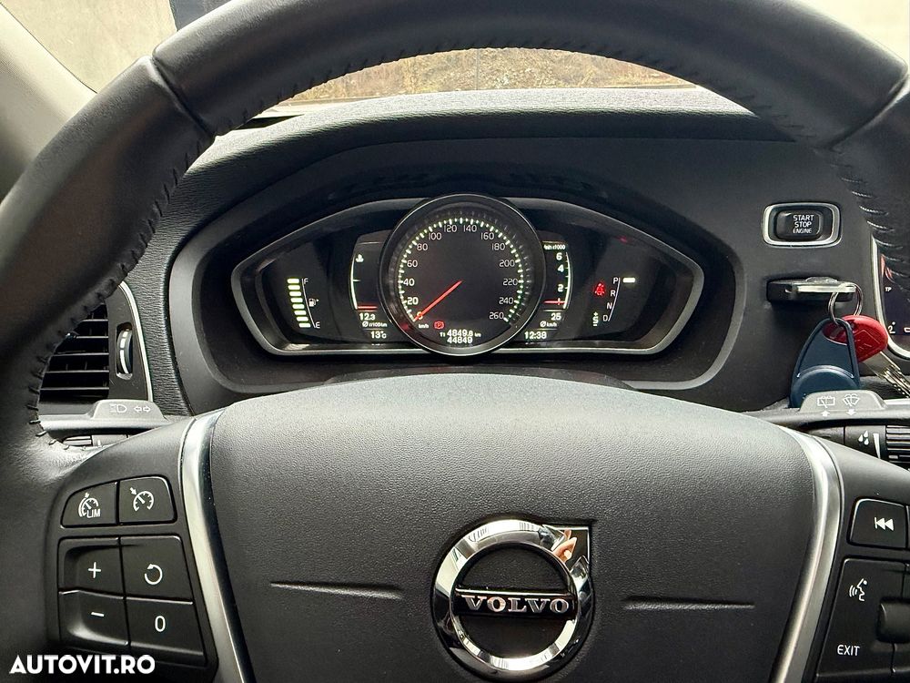 Volvo V40 T3 Geartronic - 13