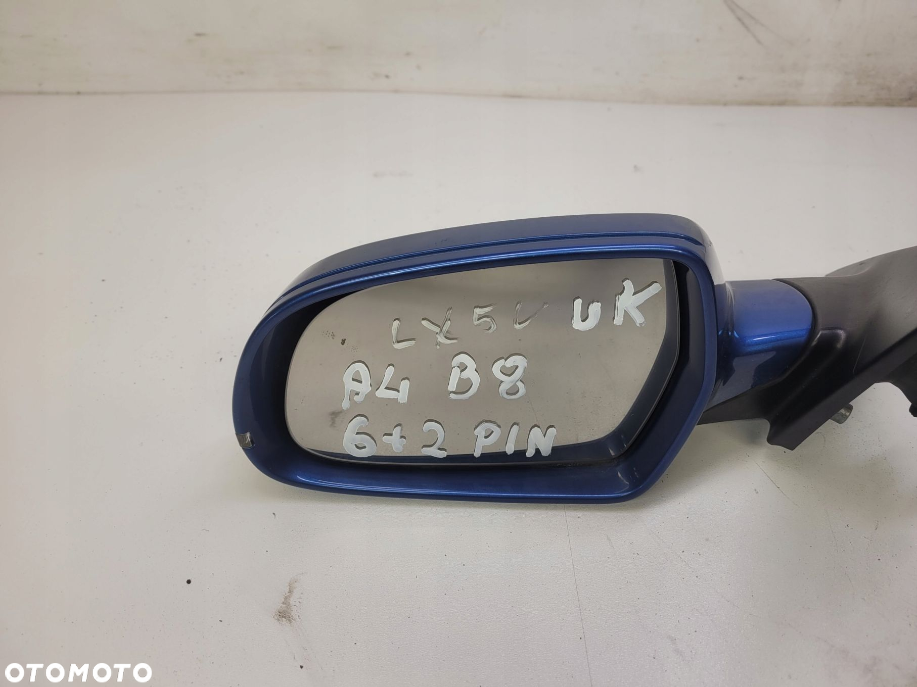 LUSTERKO LEWE AUDI A4 B8 LX5V 6+2 PIN UK - 3