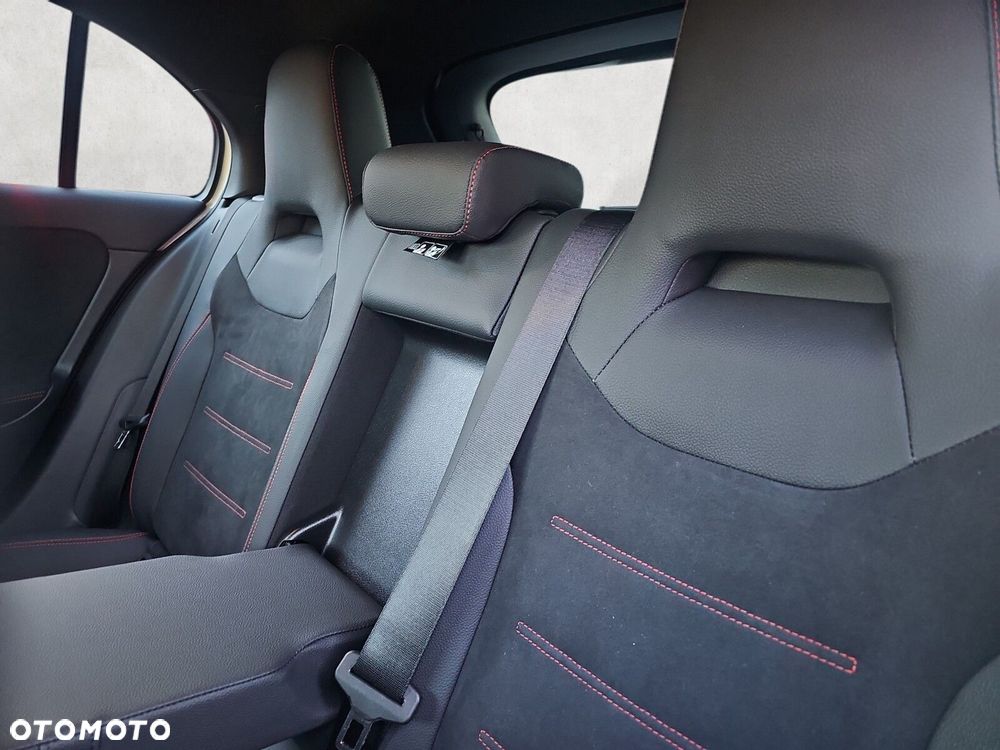 Mercedes-Benz Klasa A - 12