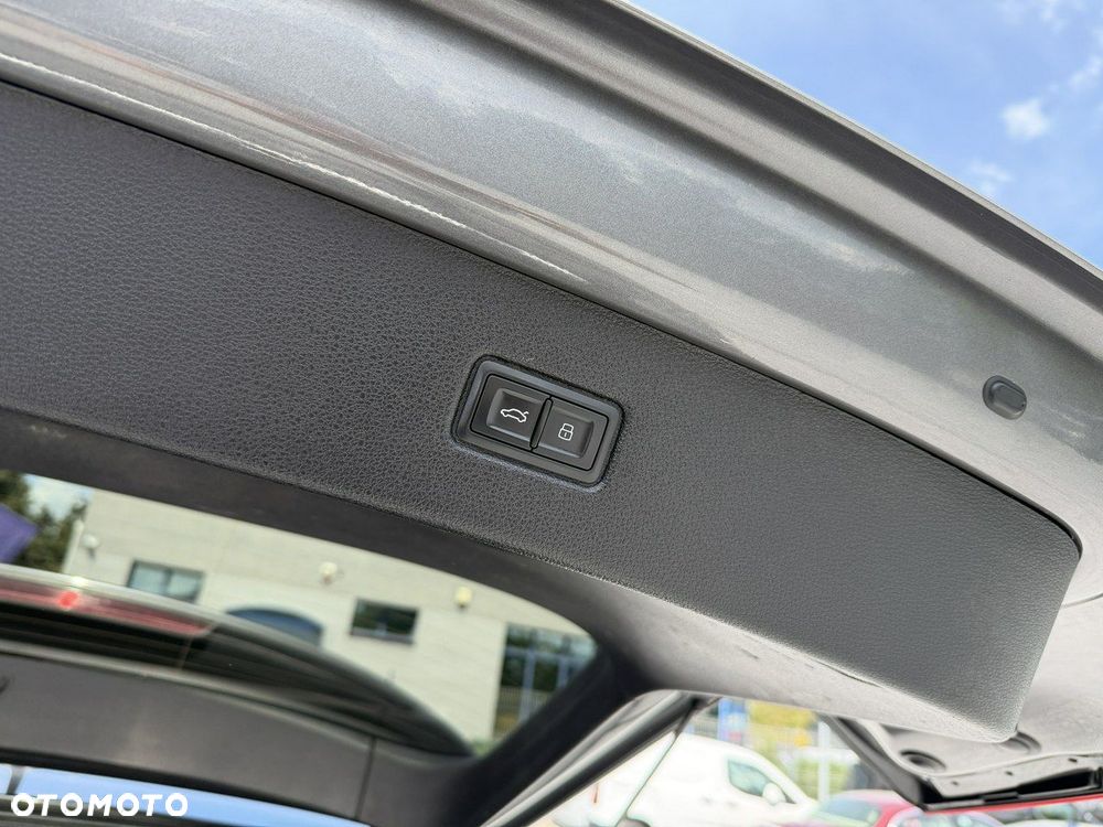 Audi Q7 - 40