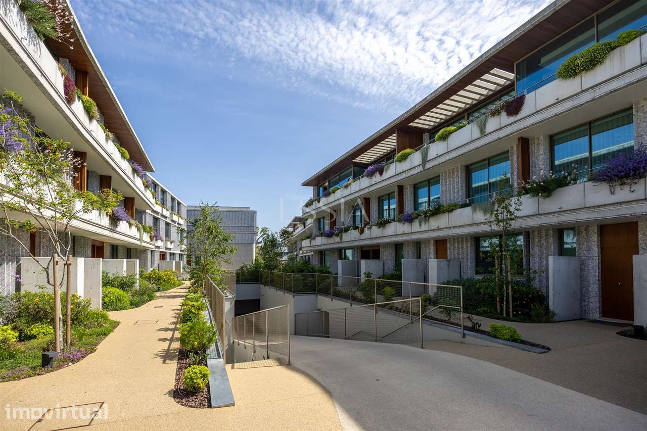 Nevogilde Apartamento T2 Duplex com Jardim - Grande imagem: 4/58