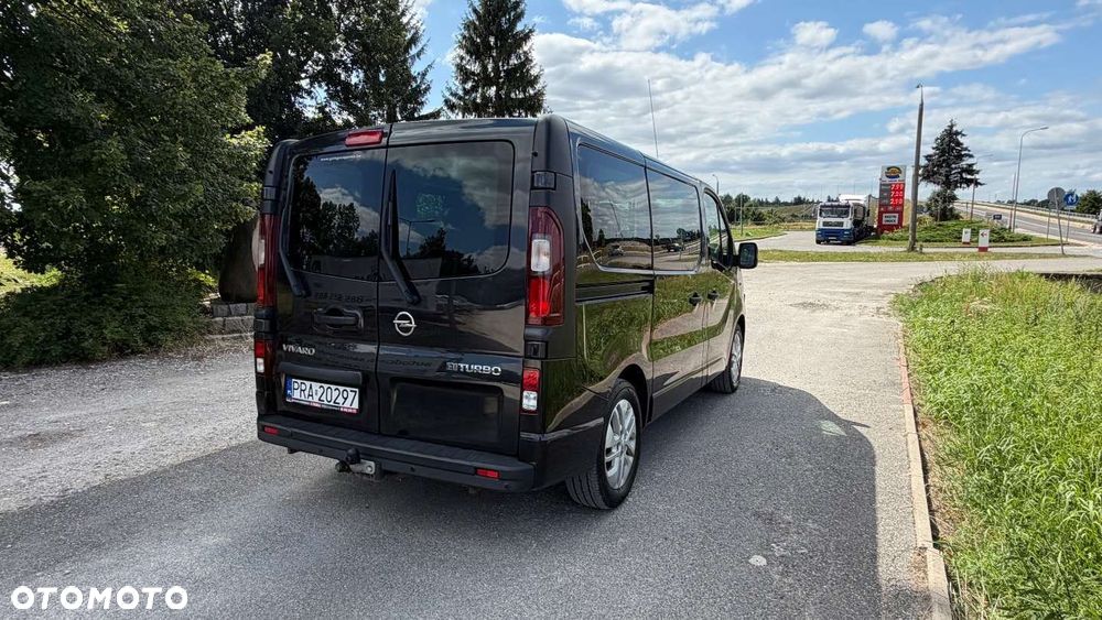Opel Vivaro - 25