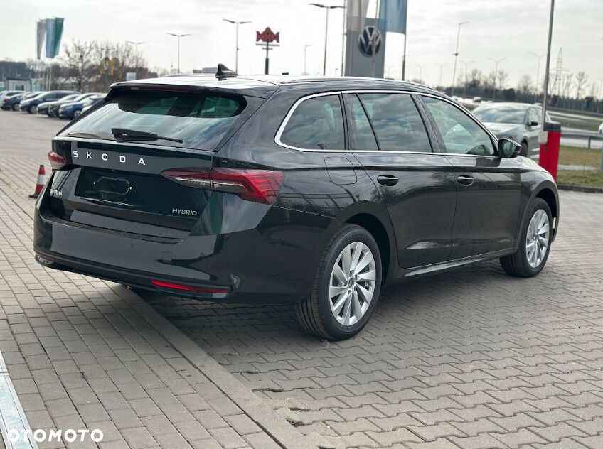 Skoda Octavia 1.5 TSI mHEV Drive Selection DSG - 4