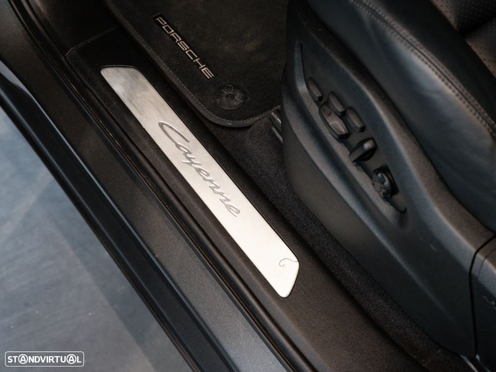 Porsche Cayenne Coupé E-Hybrid - 47