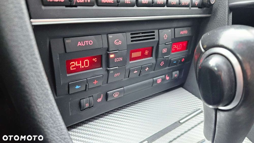 Audi A4 Avant 2.0T FSI Multitronic - 31