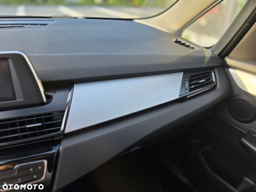 BMW Seria 2 216d GT Advantage - 26