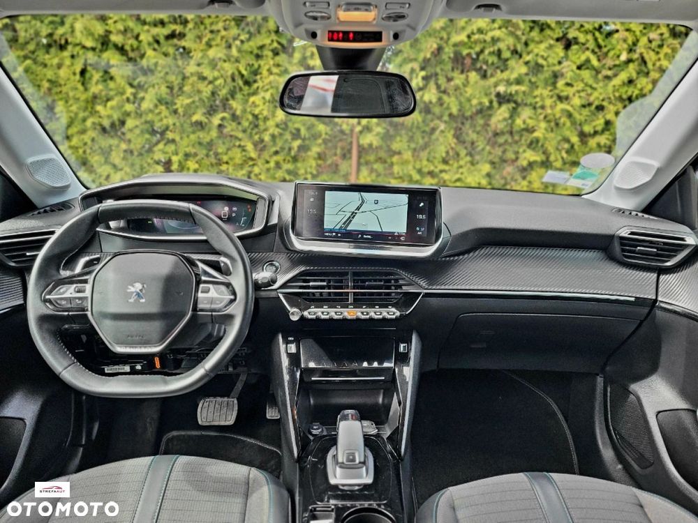 Peugeot 208 - 9