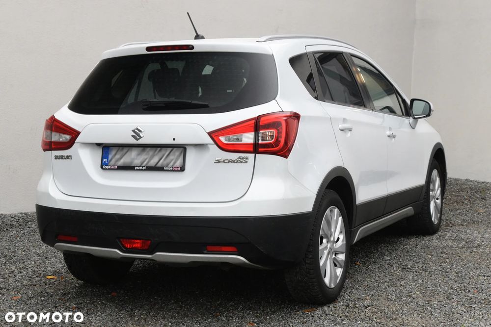 Suzuki SX4 S-Cross 1.0 T Comfort - 16
