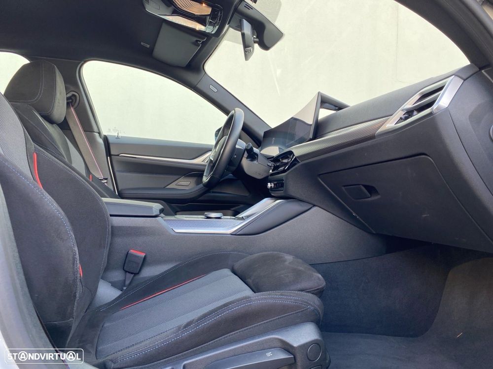 BMW i4 eDrive40 Pack Desportivo M Pro - 16