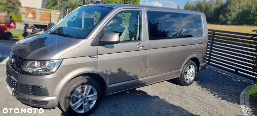 Volkswagen Multivan - 14