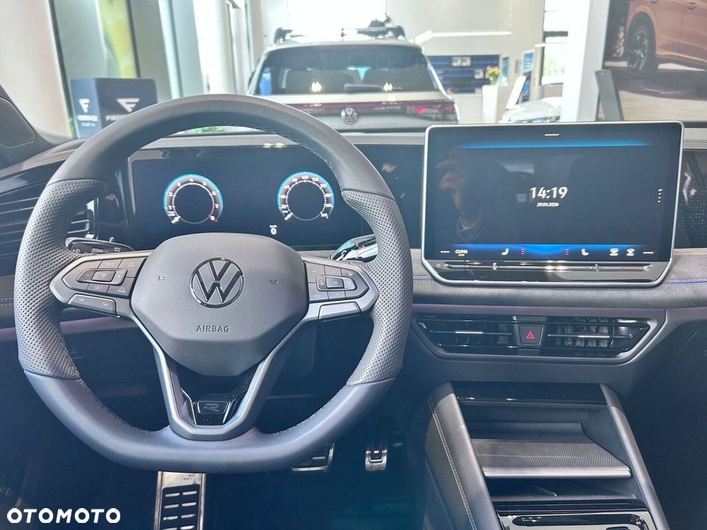 Volkswagen Tiguan - 20