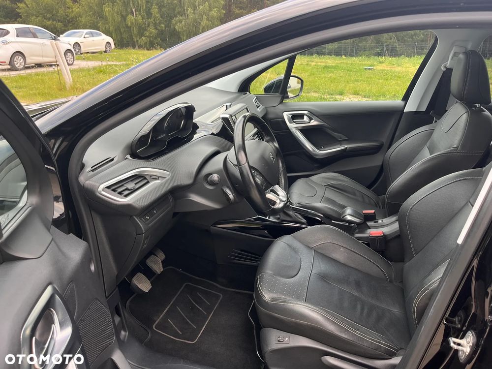Peugeot 2008 PureTech 130 Stop&Start Allure - 12