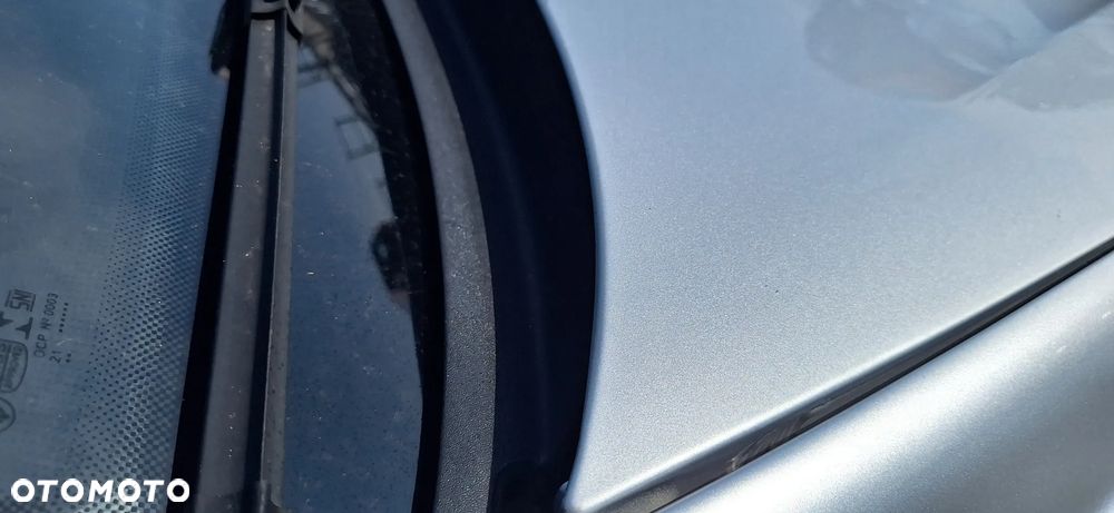 Volkswagen Polo 9N 05- Maska Pokrywa Komory Silnika Kod Lak LA7W - 23