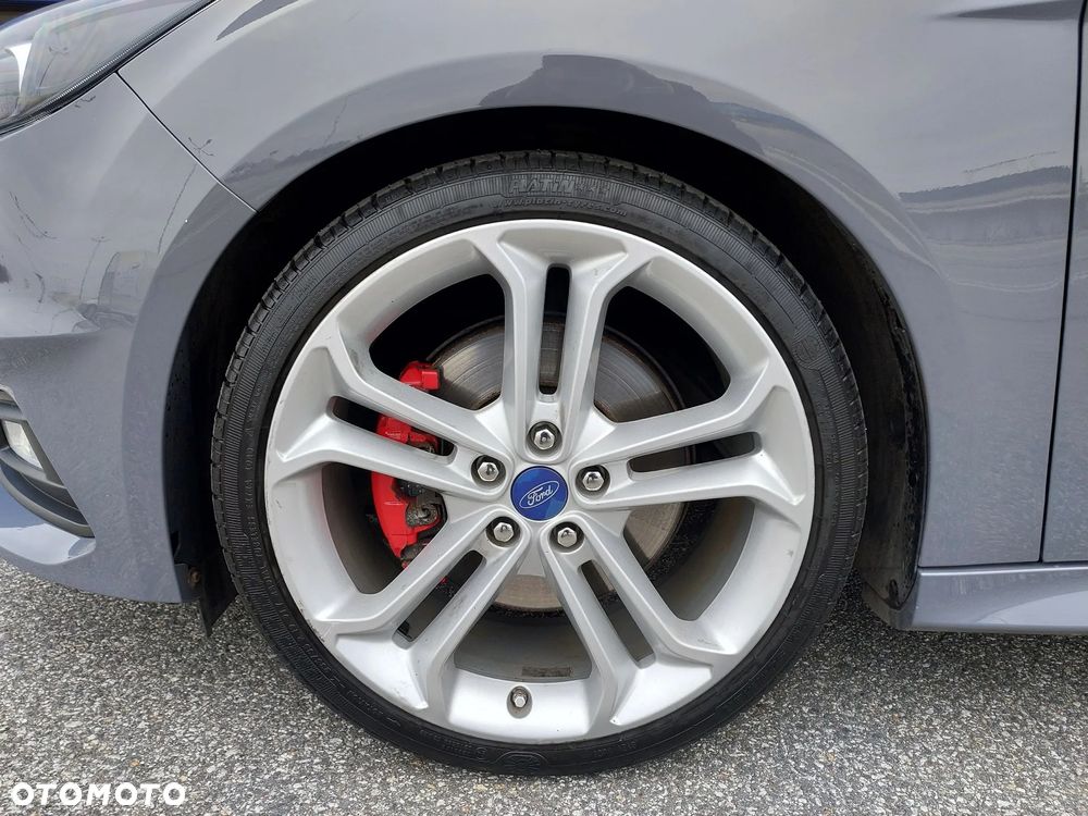 Ford Focus 2.0 TDCi ST - 15