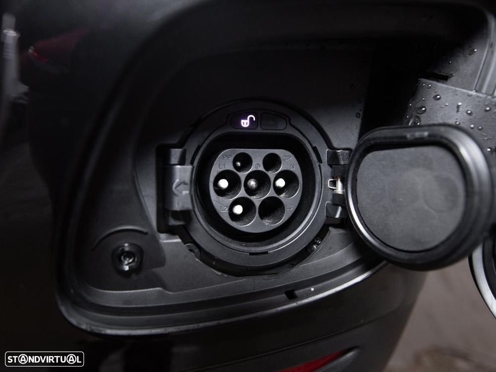 Mercedes-Benz GLC 300 de 4Matic - 13