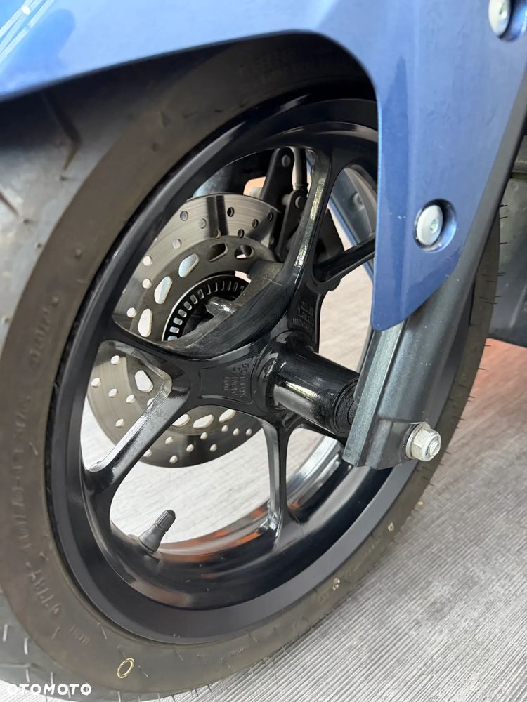 Yamaha NMAX - 22