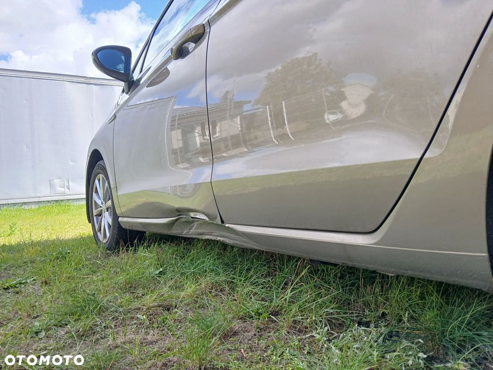 Volkswagen Golf Sportsvan - 10