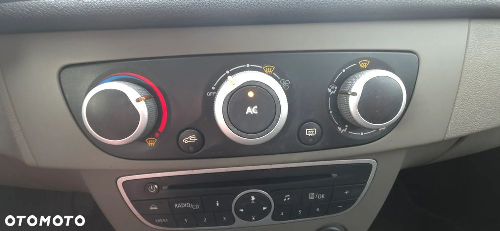 Renault Megane - 11