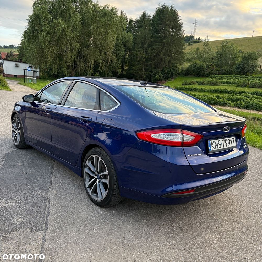 Ford Fusion - 8