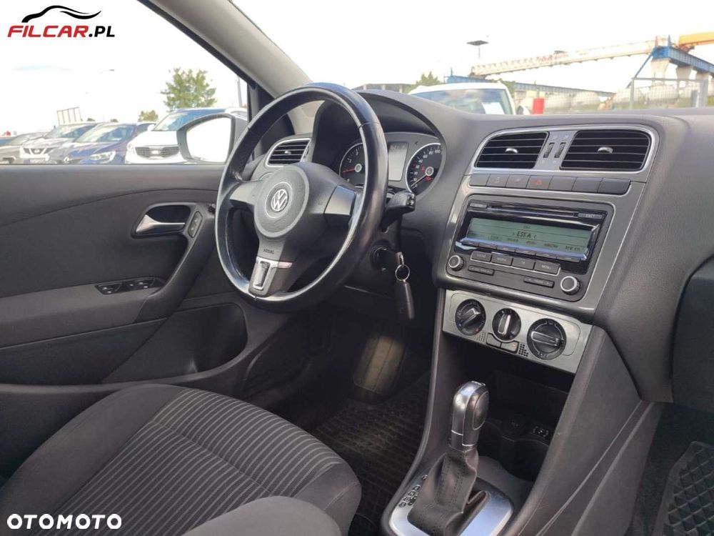 Volkswagen Polo - 8