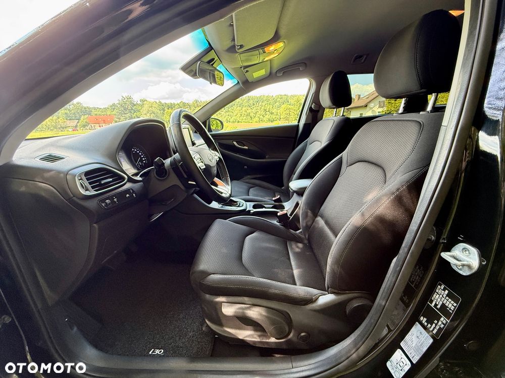 Hyundai i30 1.6 D Comfort DCT - 15