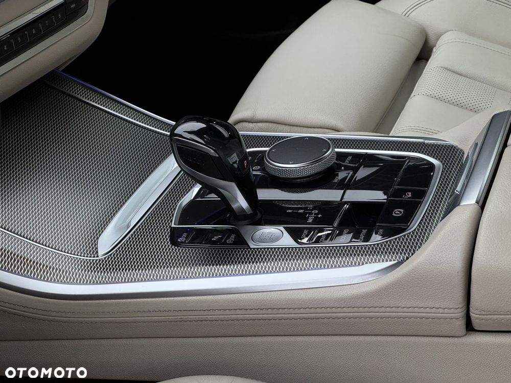 BMW X5 xDrive25d sport - 11