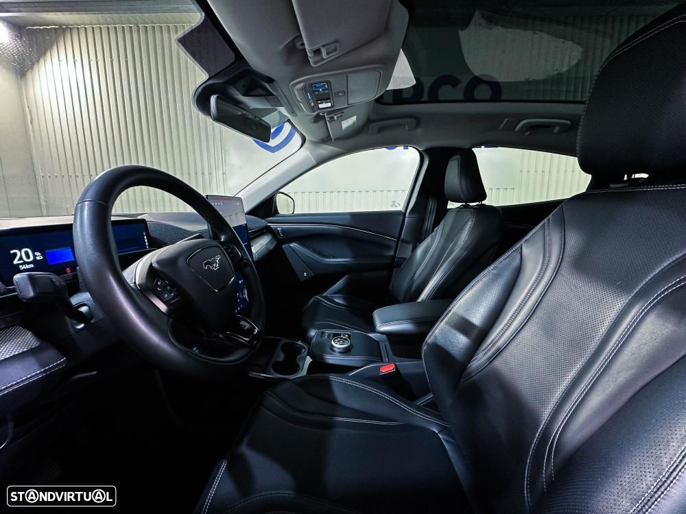 Ford Mustang Mach-E 75.7 kWh Base - 9