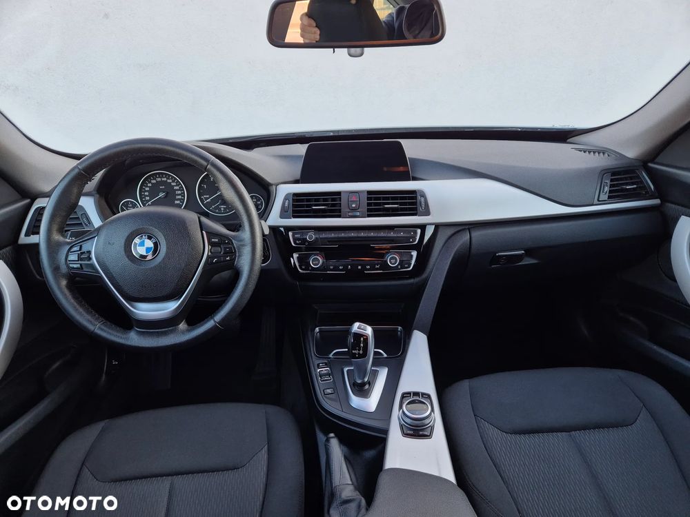 BMW 3GT - 26