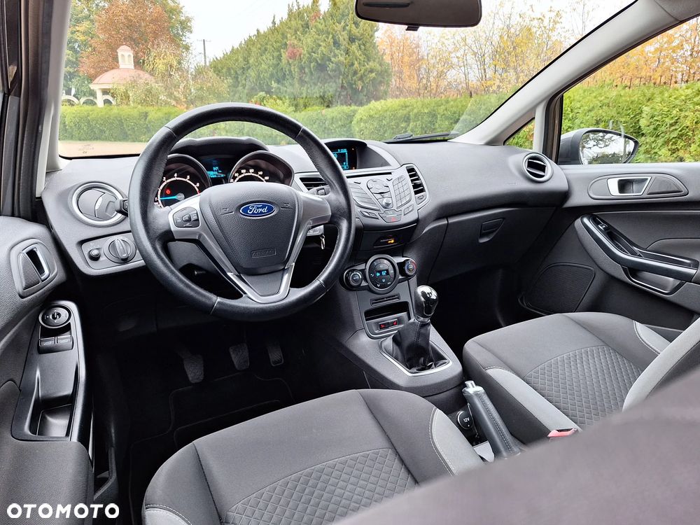Ford Fiesta - 10