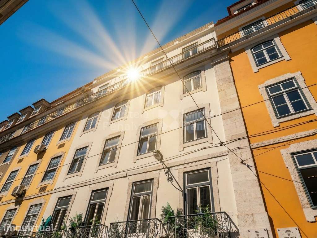 Prédio totalmente reabilitado com vista rio para venda em Lisboa - Grande imagem: 2/50