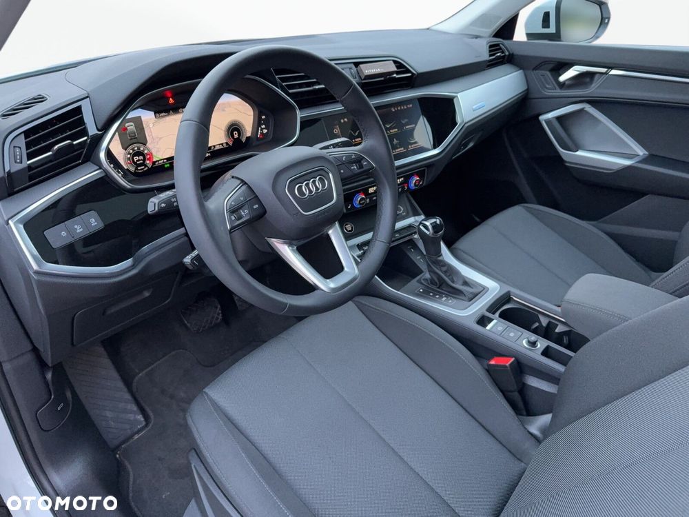 Audi Q3 Sportback - 10