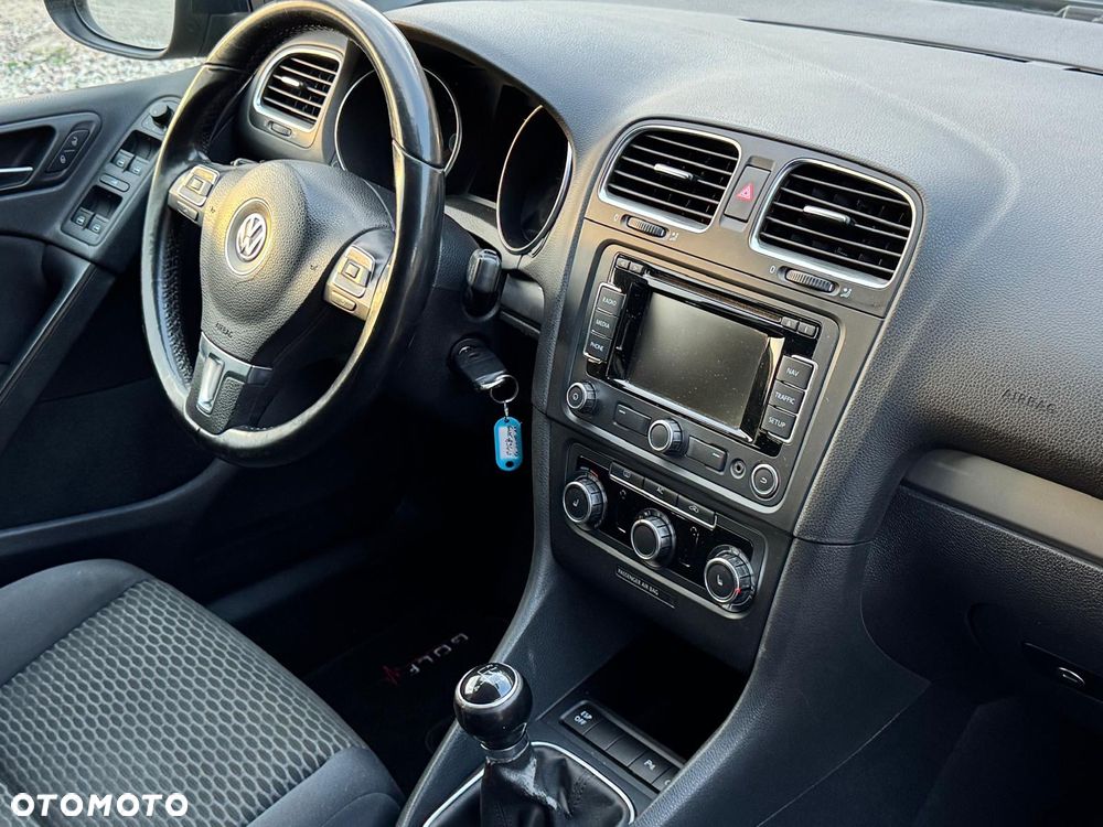 Volkswagen Golf VI 1.6 TDI Comfortline - 25