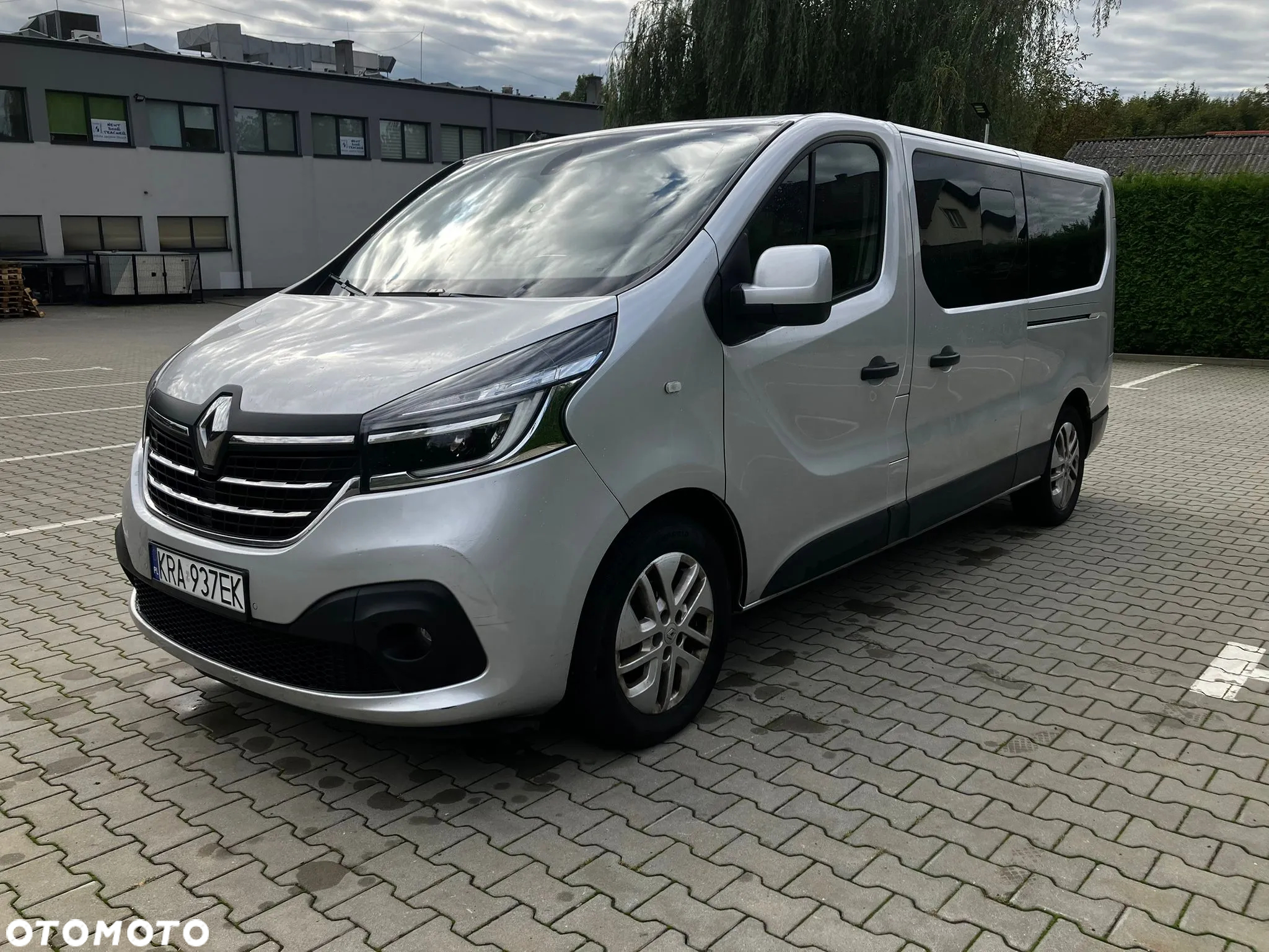 Renault Trafic Grand SpaceClass 2.0 dCi EDC - 2