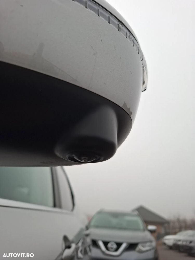 Nissan Qashqai 1.6 DIG-T TEKNA - 27