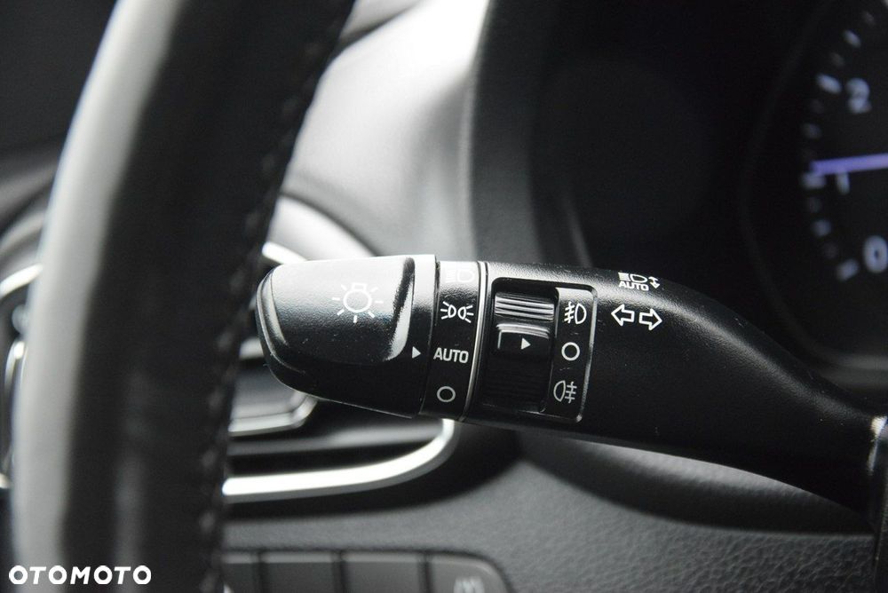 Hyundai i30 1.0 T-GDI YES - 19