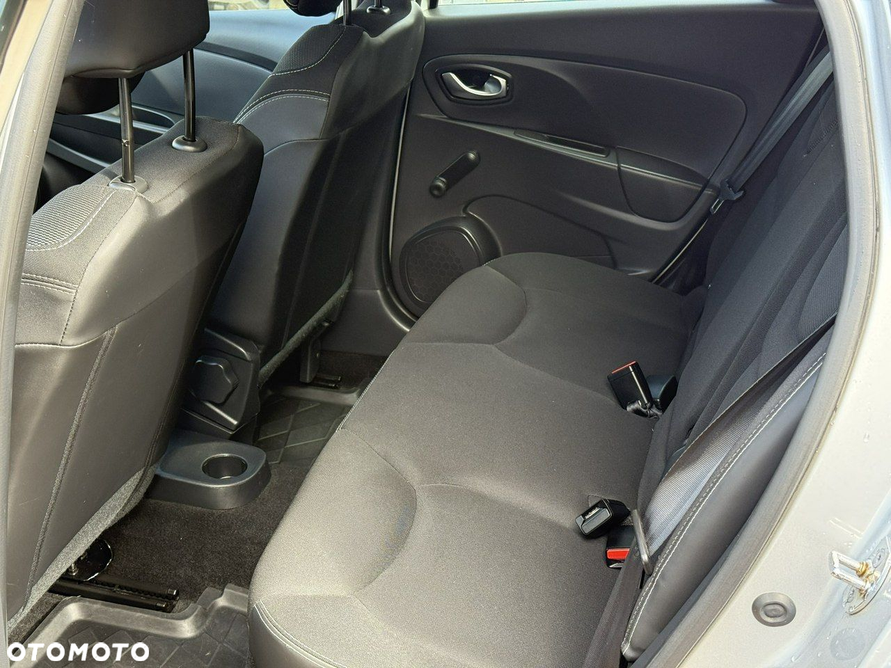 Renault Clio - 11
