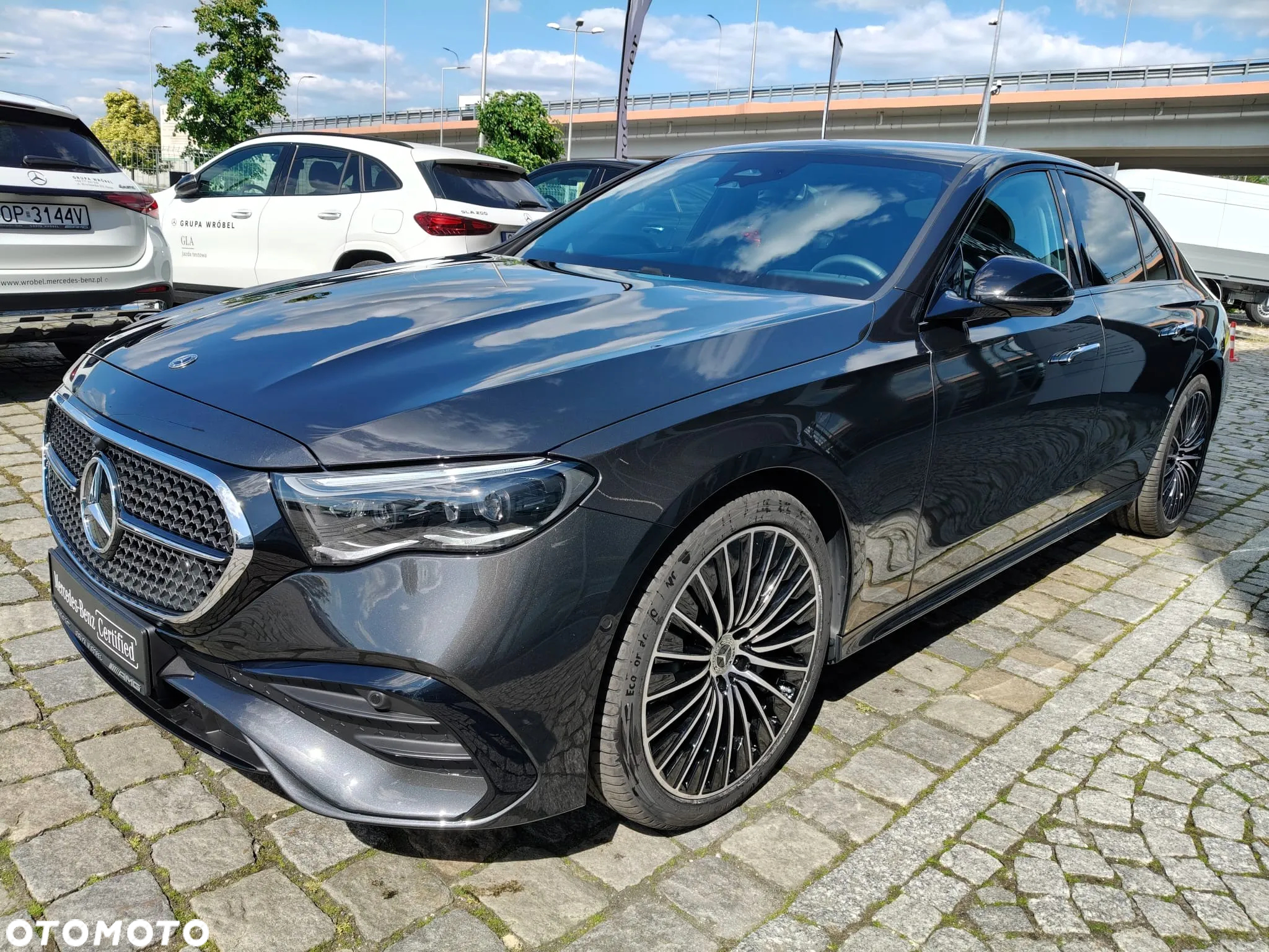 Mercedes-Benz Klasa E 220 d mHEV 4-Matic AMG 9G-Tronic - 3
