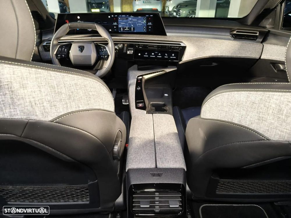Peugeot E-5008 73 kWh GT - 41