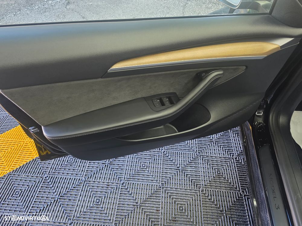 Tesla Model 3 Tração Traseira - 11