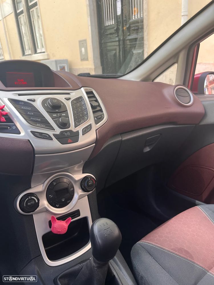 Ford Fiesta 1.25 Titanium - 8