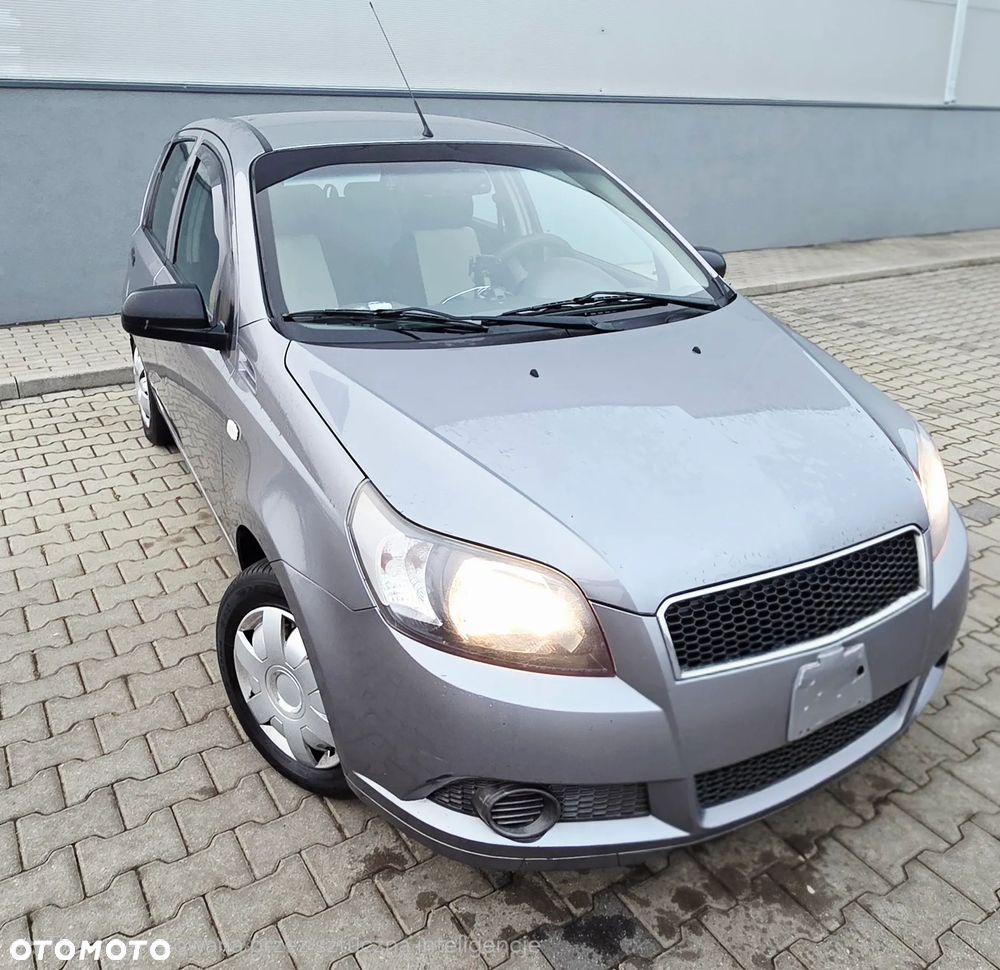 Chevrolet Aveo 1.2 16V Base - 1