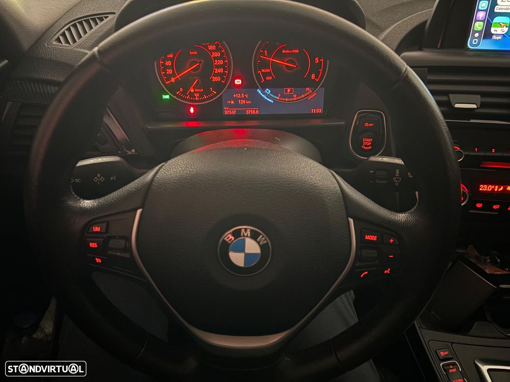 BMW 118 dA Line Urban - 13