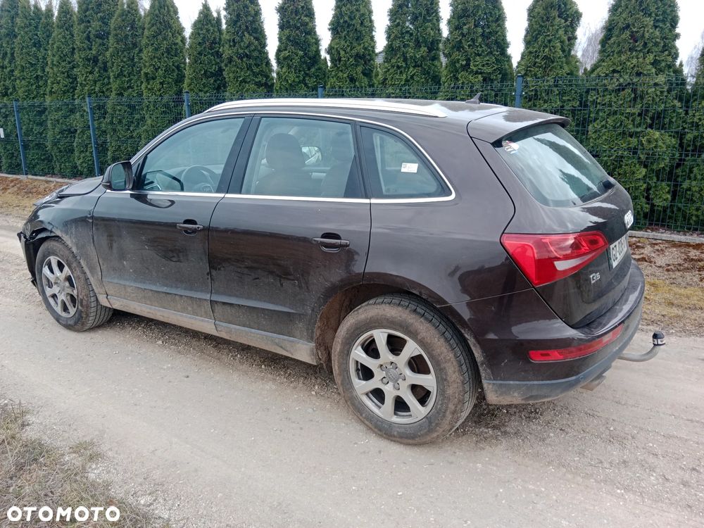 Audi Q5 3.2 FSI Quattro S tronic - 5