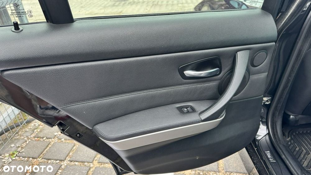 BMW Seria 3 320d DPF Edition Fleet Exclusive - 19