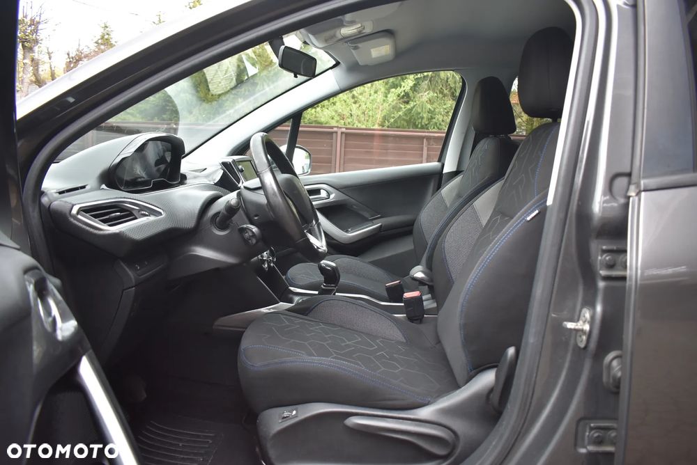 Peugeot 2008 1.6 BlueHDi Style - 14
